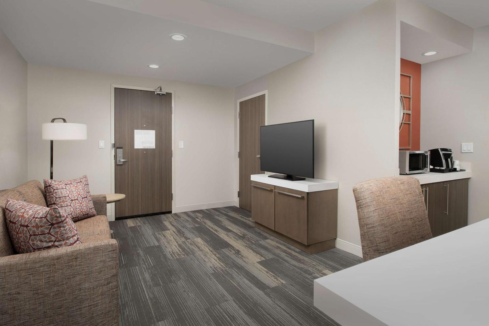 Hilton Garden Inn Columbia Airport, Sc Buitenkant foto