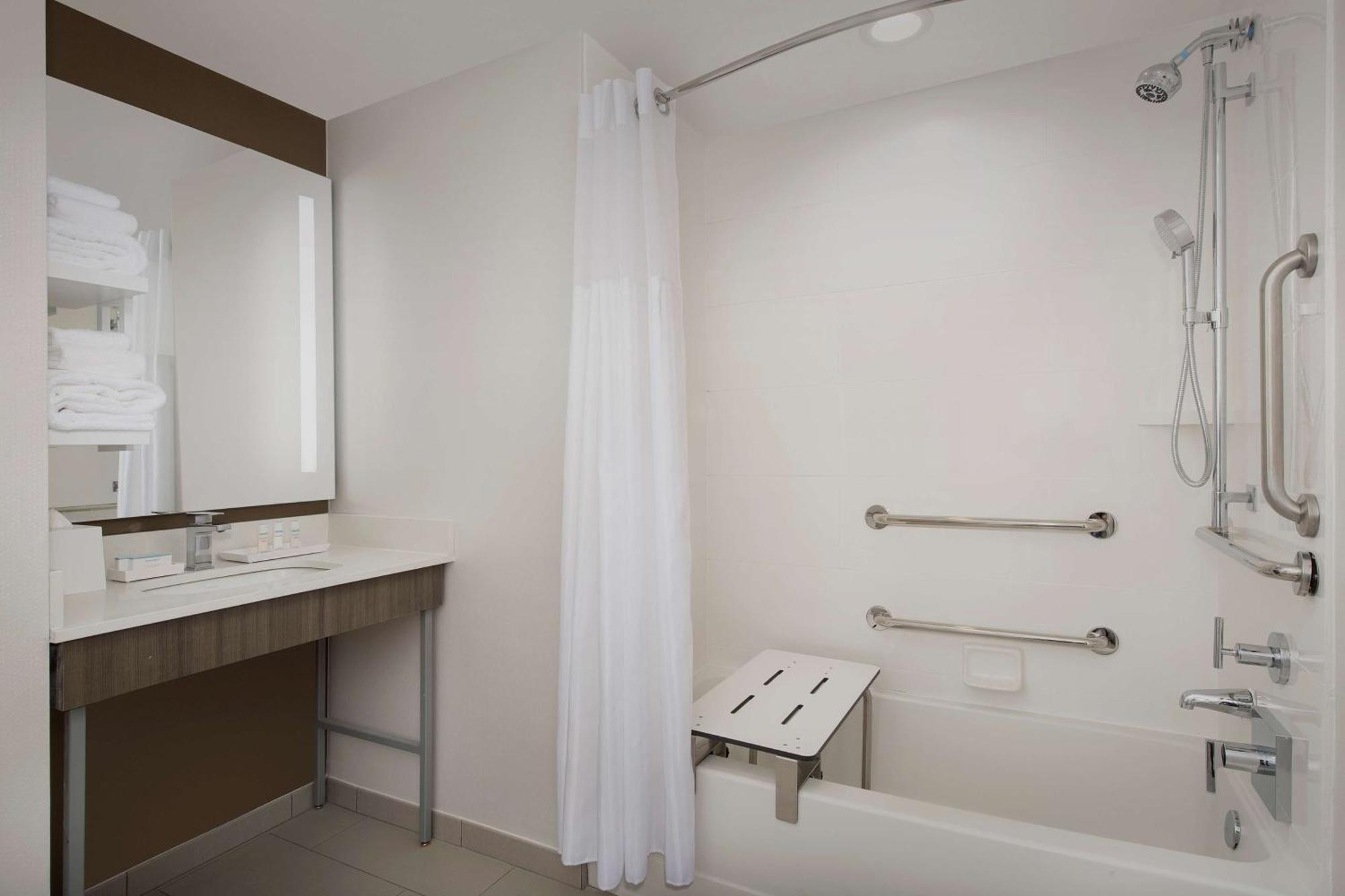 Hilton Garden Inn Columbia Airport, Sc Buitenkant foto