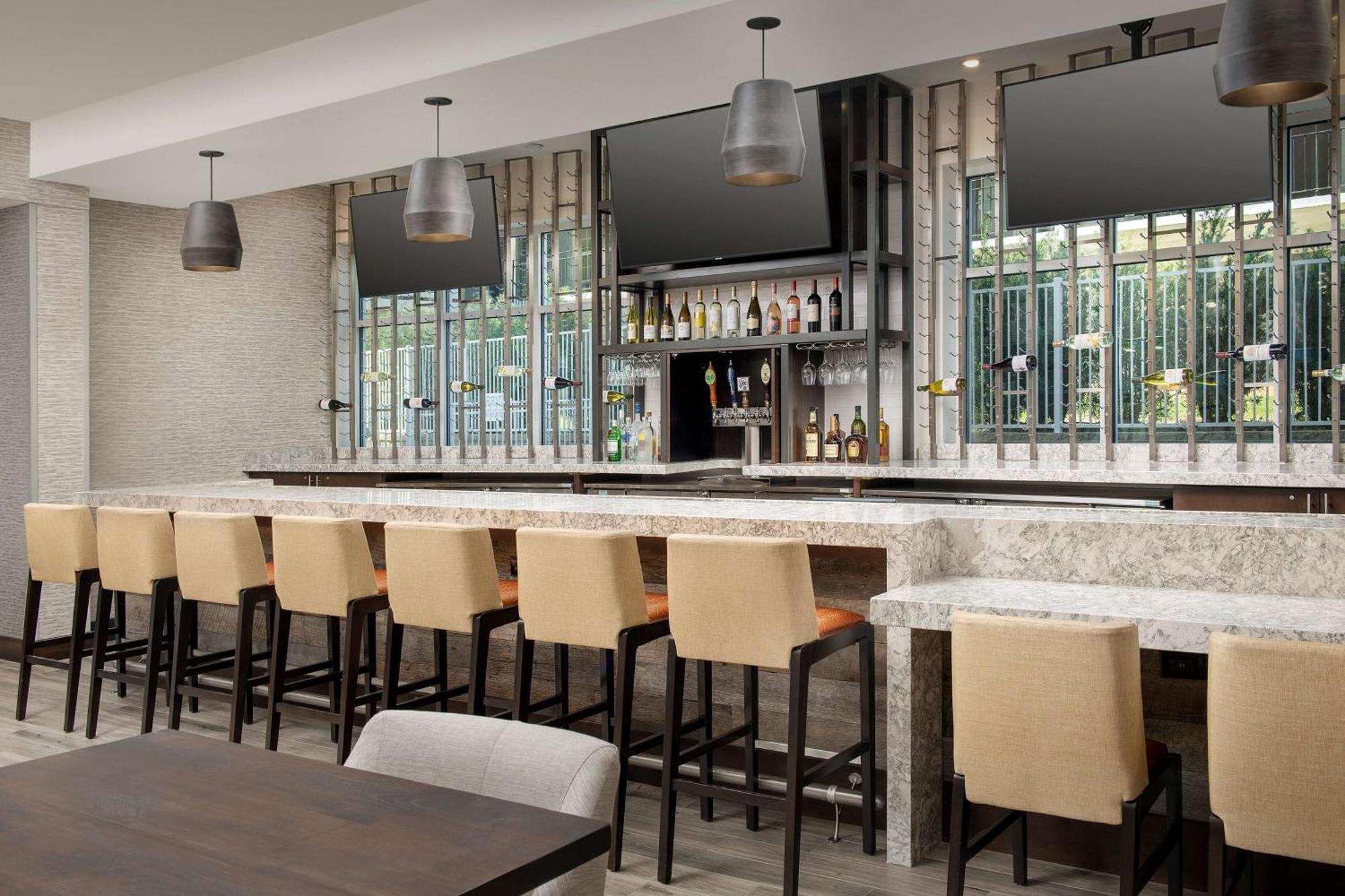 Hilton Garden Inn Columbia Airport, Sc Buitenkant foto