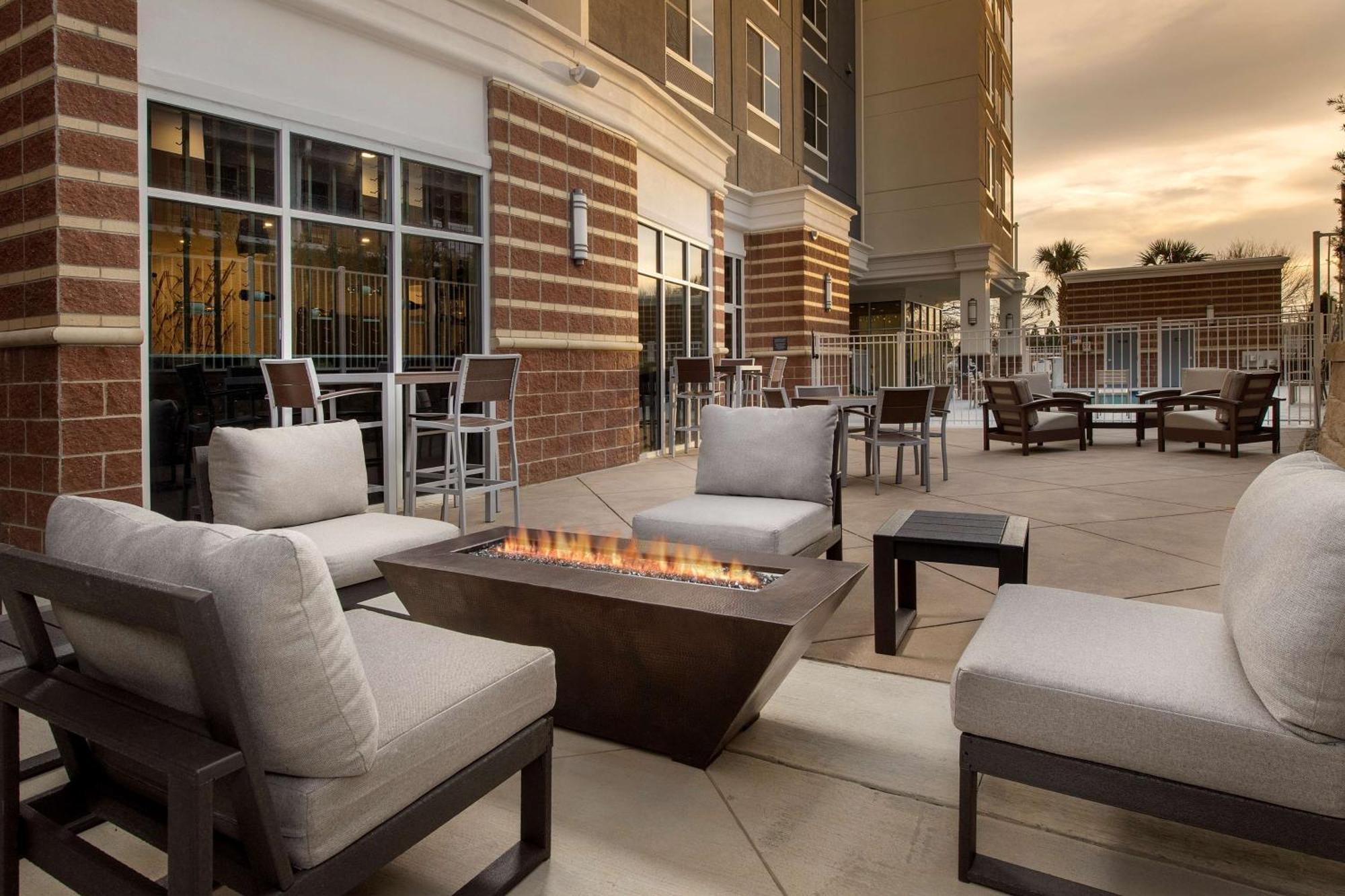 Hilton Garden Inn Columbia Airport, Sc Buitenkant foto